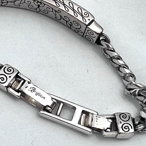 Brighton Retired Live The Life You Love Etched ID Bracelet with Brighton Tin - Picture 5 of 9